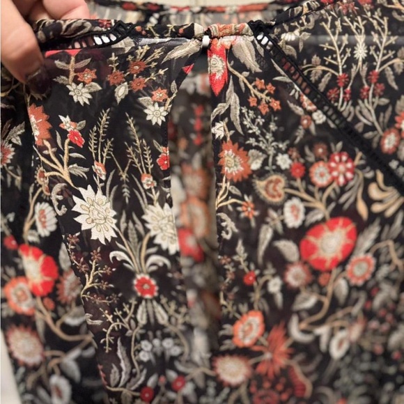 Intermix Floral Silk Deep Keyhole Women’s Blouse - Picture 3 of 9